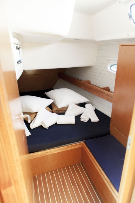 Bavaria Yachtbau Bavaria 43 Cruiser Constantina