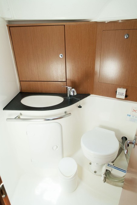 Bavaria Yachtbau Bavaria 43 Cruiser Constantina