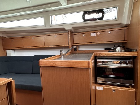 Bavaria Yachtbau Bavaria Cruiser 34 Celestia