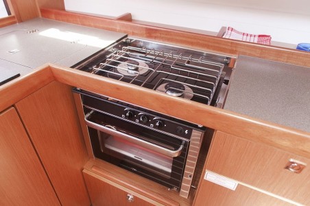 Bavaria Yachtbau Bavaria Cruiser 37 - 3 cab. Lydia