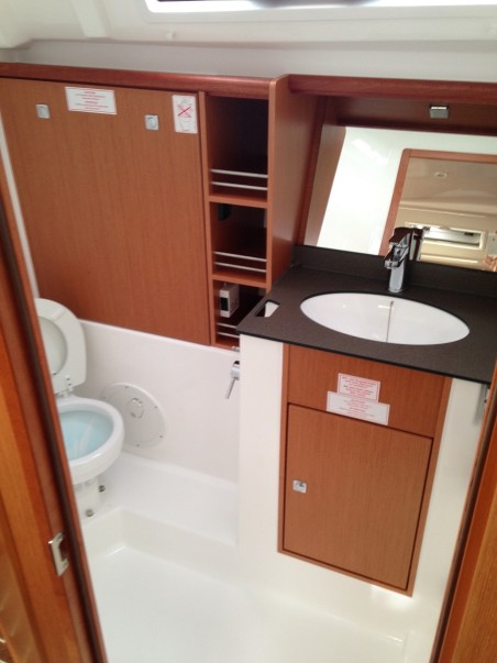 Bavaria Yachtbau Bavaria Cruiser 41 - 3 cab. Alisahni