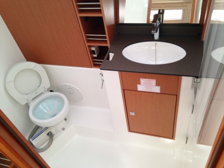 Bavaria Yachtbau Bavaria Cruiser 41 - 3 cab. Alisahni