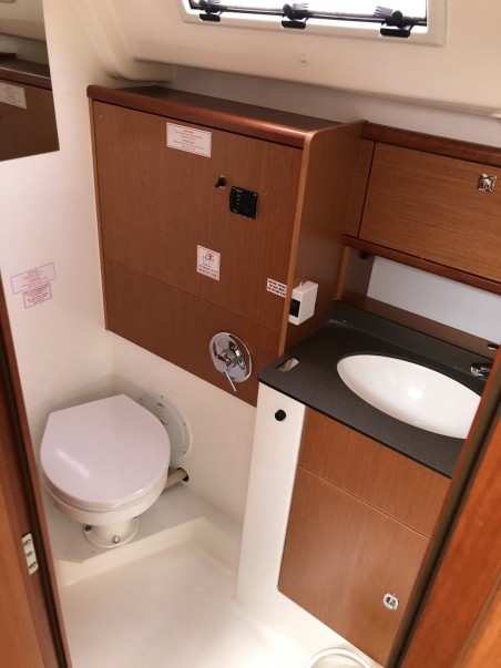 Bavaria Yachtbau Bavaria Cruiser 51 Thalassa