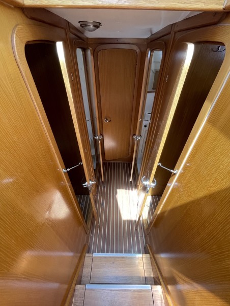 SAS - Vektor Adria 1002 Vektor Vella