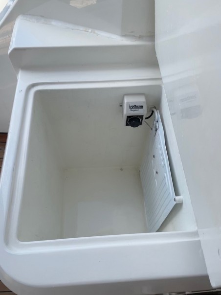 SAS - Vektor Adriana 36 Iris