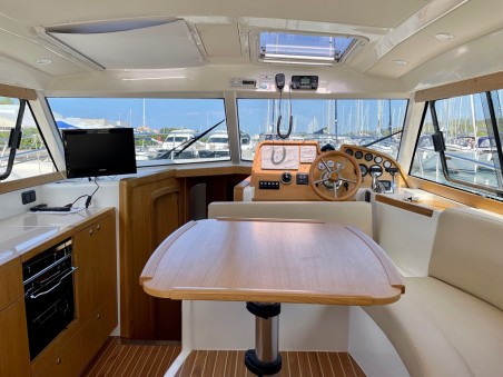 SAS - Vektor Adriana 36 Iris