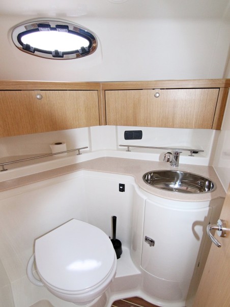 SAS - Vektor Adriana 36 Iris