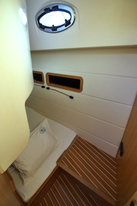 SAS - Vektor Adriana 36 Mirta