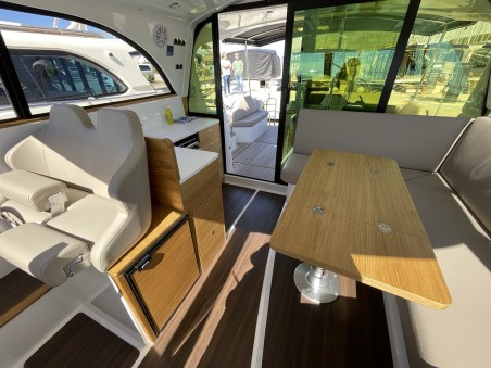 SAS - Vektor Adriana 44 FLY Baby Blue