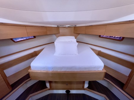 SAS - Vektor Adriana 44 FLY Baby Blue