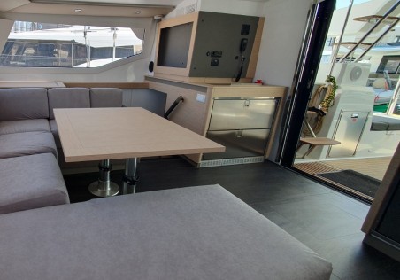 Fountaine Pajot Fountaine Pajot Elba 45 - 4 + 1 cab. Adria Blue