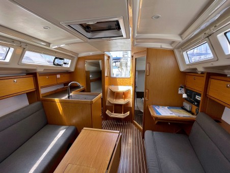 Bavaria Yachtbau Bavaria Cruiser 33 Chiara