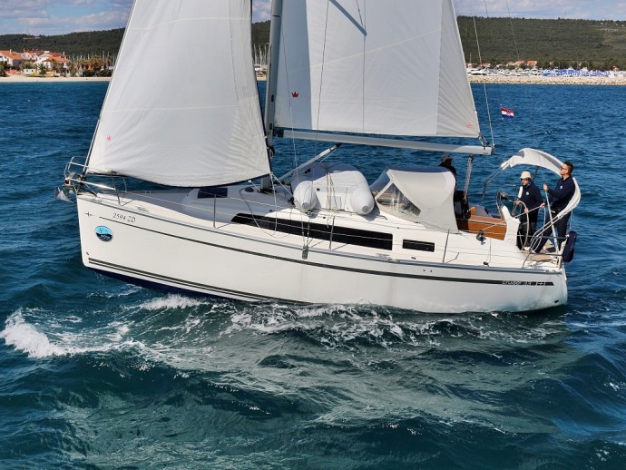 Bavaria Yachtbau Bavaria Cruiser 33 Mirella