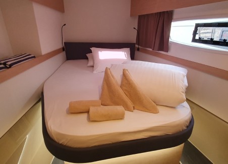 Fountaine Pajot Fountaine Pajot Elba 45 - 4 + 1 cab. Adria Blue