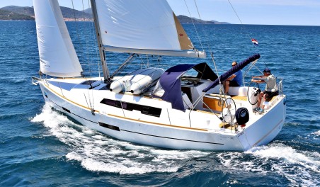 Dufour Yachts Dufour 382 GL Louise