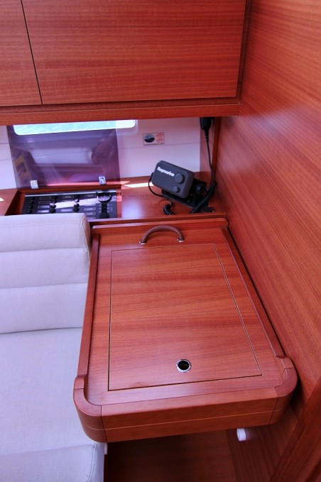 Dufour Yachts Dufour 382 GL Louise