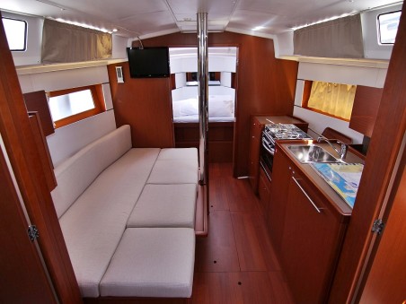 Bénéteau Oceanis 38.1 Elsa