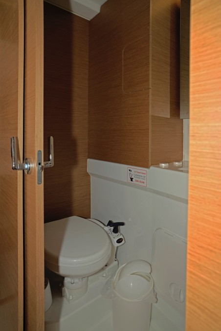 Excess Excess 11 - 4 + 1 + 1 cab. Bronze Kiss