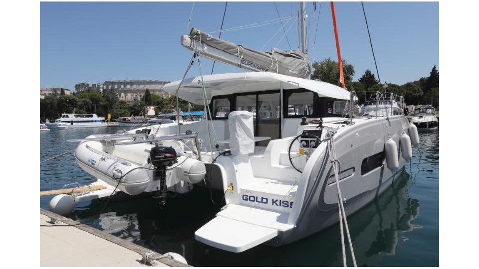 Excess Excess 11 - 4 + 1 + 1 cab. Gold Kiss