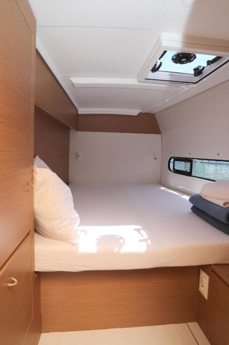 Excess Excess 11 - 4 + 1 + 1 cab. Gold Kiss