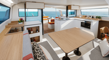 Excess Excess 13 - 4 + 2 cab. First Kiss