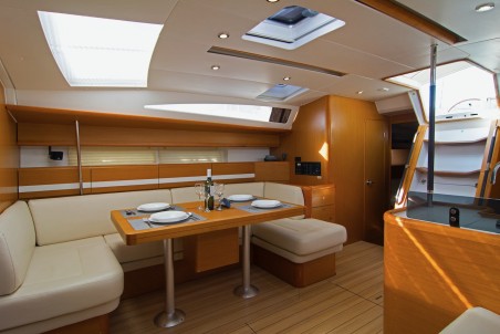 Jeanneau Jeanneau 53 - 5 + 1 cab. Omega Kiss