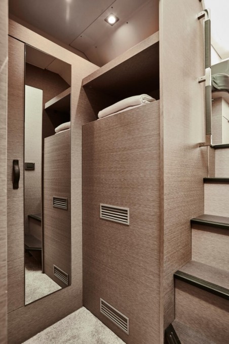 Jeanneau Prestige 420 Fly - 2 cab. Martin