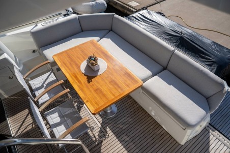 Prestige 460 Fly | Yacht Charter Croatia | Travelboat