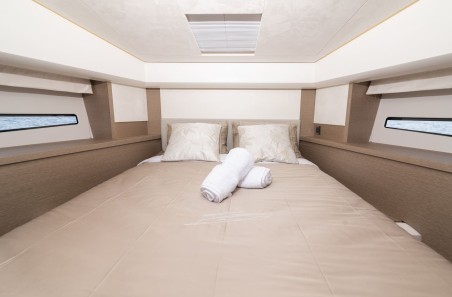 Jeanneau Prestige 460 Fly - 3 + 1 cab. Adudu 2