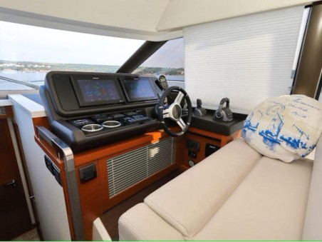 Jeanneau Prestige 520 Flybridge - 3 + 1 cab. Medusa