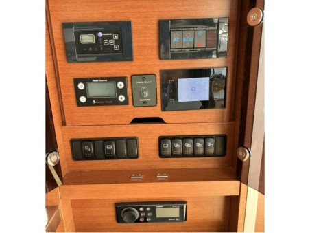 Jeanneau Prestige 520 Flybridge - 3 + 1 cab. Medusa