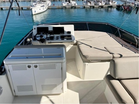 Jeanneau Prestige 520 Flybridge - 3 + 1 cab. Medusa