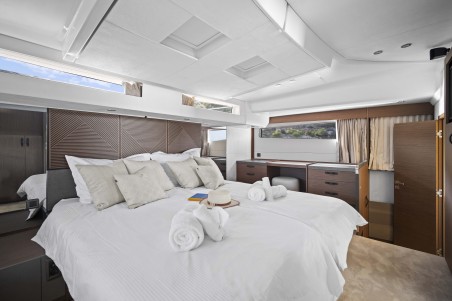 Prestige Yachts Prestige M48 - 3 + 1 cab. Dolce far niente