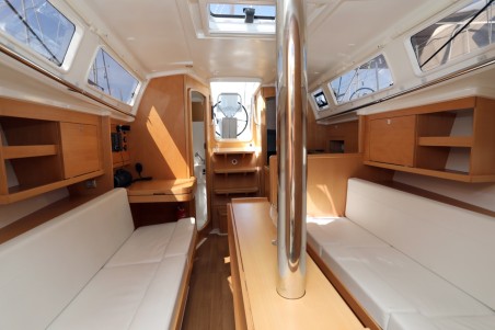 Jeanneau Sun Odyssey 319 - 2 cab. Spider Kiss