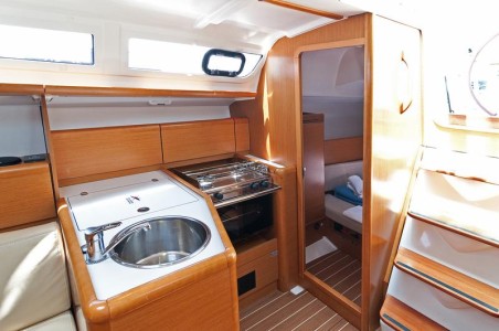 Jeanneau Sun Odyssey 33i - 2 cab. Buena Suerte