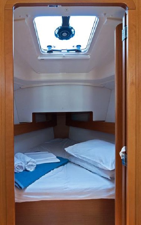 Jeanneau Sun Odyssey 33i - 2 cab. Buena Suerte