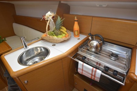 Jeanneau Sun Odyssey 33i - 2 cab. Hasta Siempre