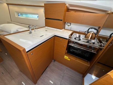 Jeanneau Sun Odyssey 350 - 3 cab. Star Kiss