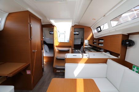 Jeanneau Sun Odyssey 380 - 3 cab. Red Kiss