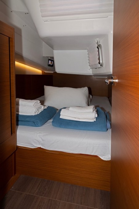 Jeanneau Sun Odyssey 410 - 3 cab. Midnight Kiss