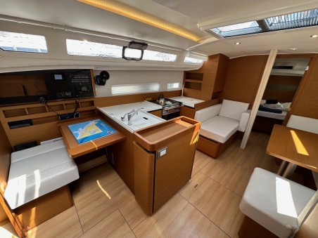 Jeanneau Sun Odyssey 410 - 3 cab. Wind Kiss