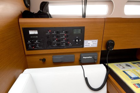 Jeanneau Sun Odyssey 419 - 3 cab. Kiss Kiss