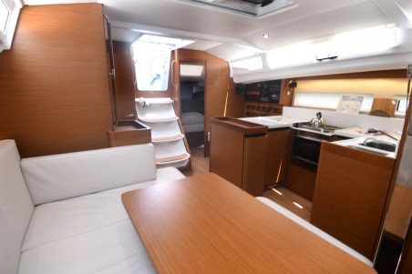 Jeanneau Sun Odyssey 440 - 4 cab. Signum Alfa