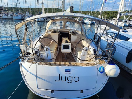 Bavaria Yachtbau Bavaria Cruiser 37 - 3 cab. Jugo