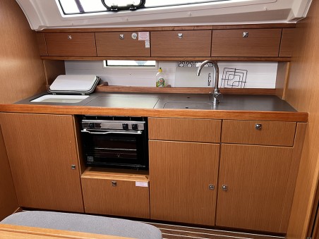Bavaria Yachtbau Bavaria Cruiser 41 - 3 cab. Levant