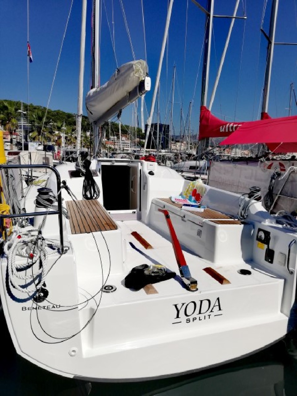 Bénéteau Oceanis 30.1 Yoda