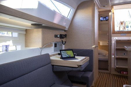 Elan Marine Elan Impression 40 Janina