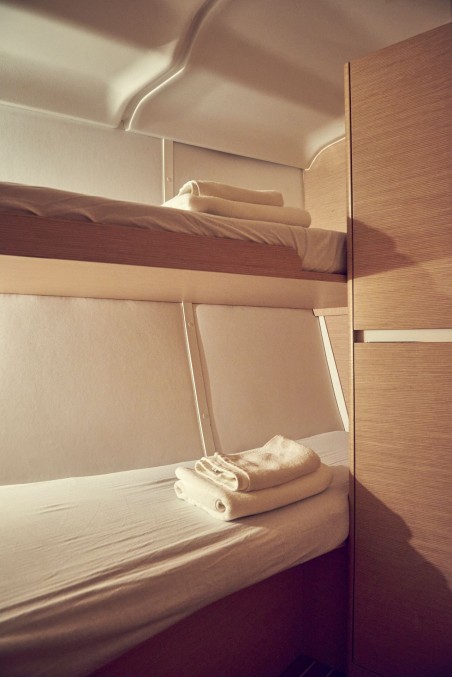 Elan Marine Elan Impression 45 Six Friends