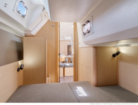 Bénéteau Oceanis 35 Gaston