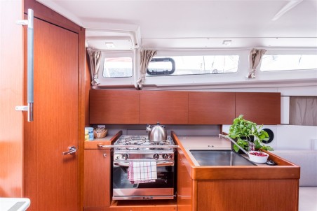 Bénéteau Oceanis 35.1 Lampuga